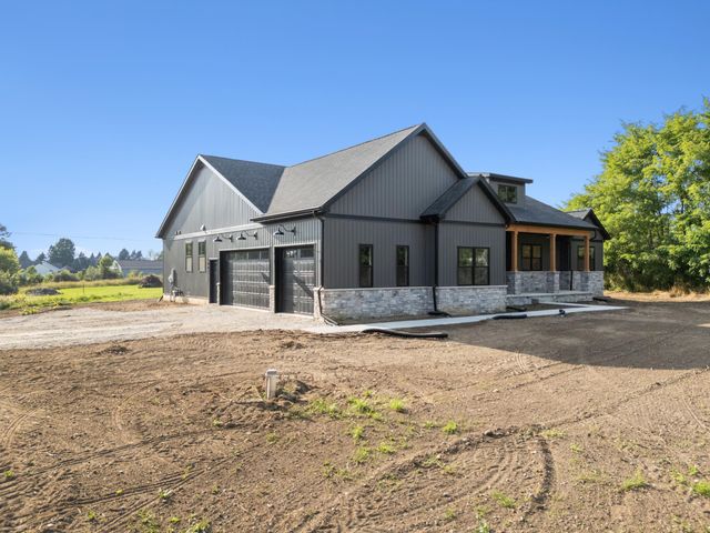 7997 Bergin Road, Oceola Twp, MI 48843