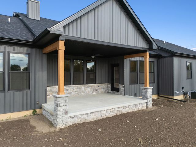 7997 Bergin Road, Oceola Twp, MI 48843