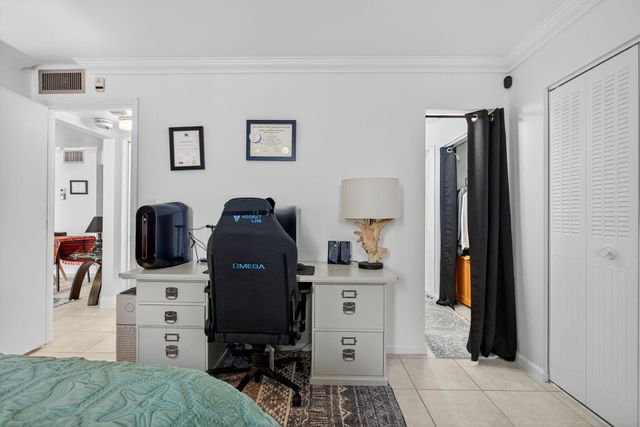 1428 SE 4th Avenue 102, Deerfield Beach, FL 33441