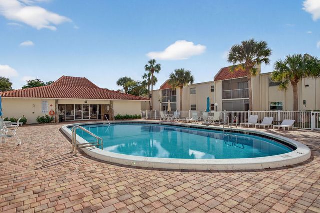 1428 SE 4th Avenue 102, Deerfield Beach, FL 33441