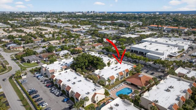 1428 SE 4th Avenue 102, Deerfield Beach, FL 33441