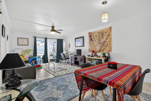 1428 SE 4th Avenue 102, Deerfield Beach, FL 33441