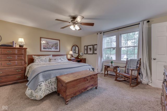 701 Meadowview Lane, Greenwood, IN 46142