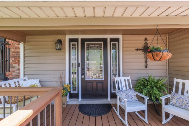 701 Meadowview Lane, Greenwood, IN 46142