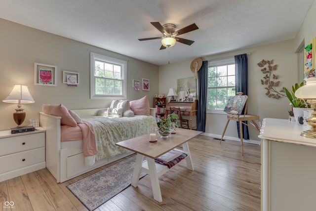 701 Meadowview Lane, Greenwood, IN 46142