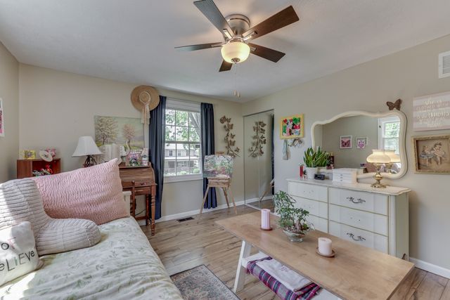 701 Meadowview Lane, Greenwood, IN 46142