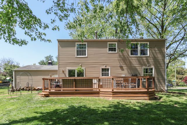 701 Meadowview Lane, Greenwood, IN 46142