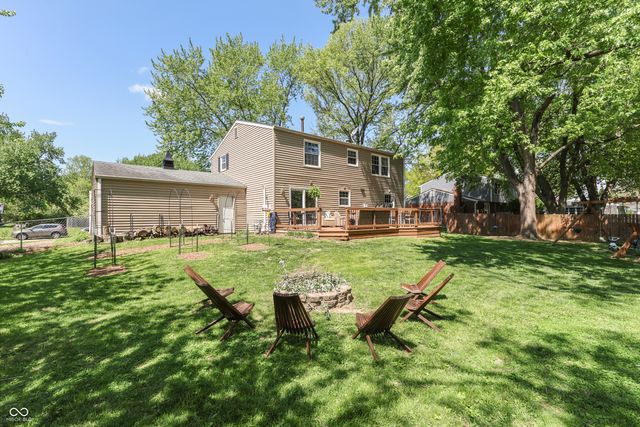 701 Meadowview Lane, Greenwood, IN 46142