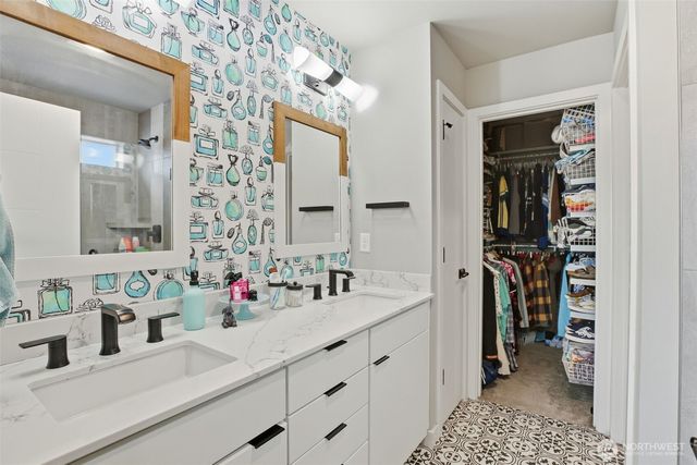 22505 70th Place W, Mountlake Terrace, WA 98043