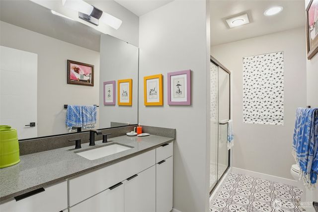 22505 70th Place W, Mountlake Terrace, WA 98043