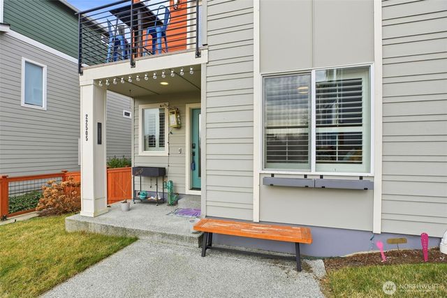 22505 70th Place W, Mountlake Terrace, WA 98043