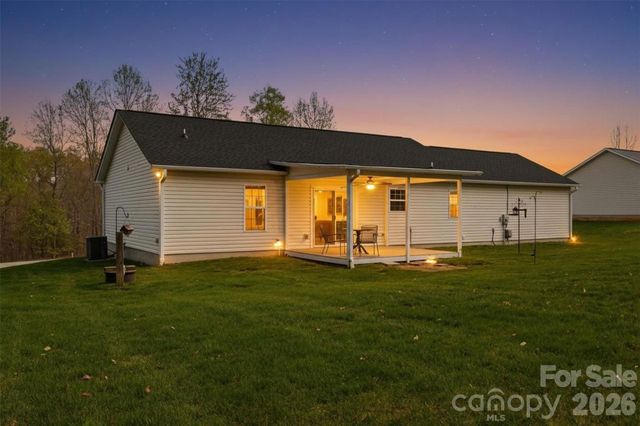 217 Winding Cedar Drive, Statesville, NC 28677