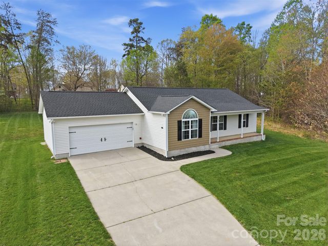 217 Winding Cedar Drive, Statesville, NC 28677