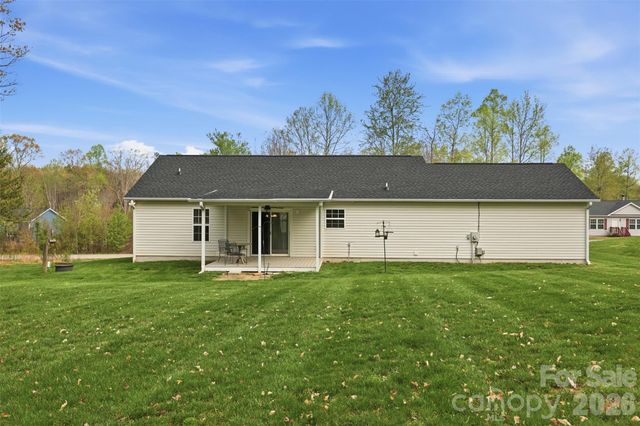 217 Winding Cedar Drive, Statesville, NC 28677