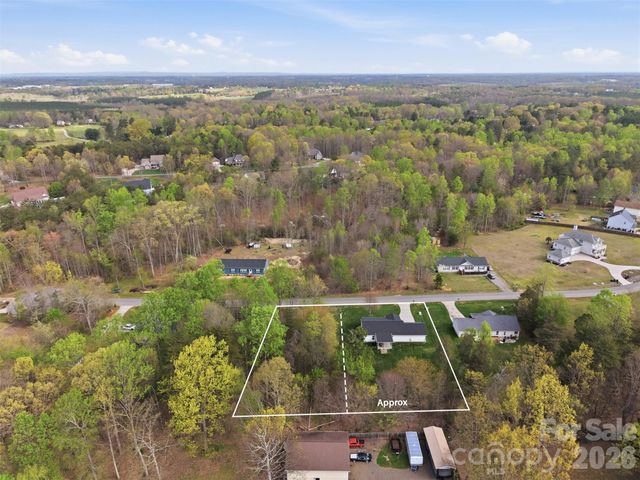 217 Winding Cedar Drive, Statesville, NC 28677