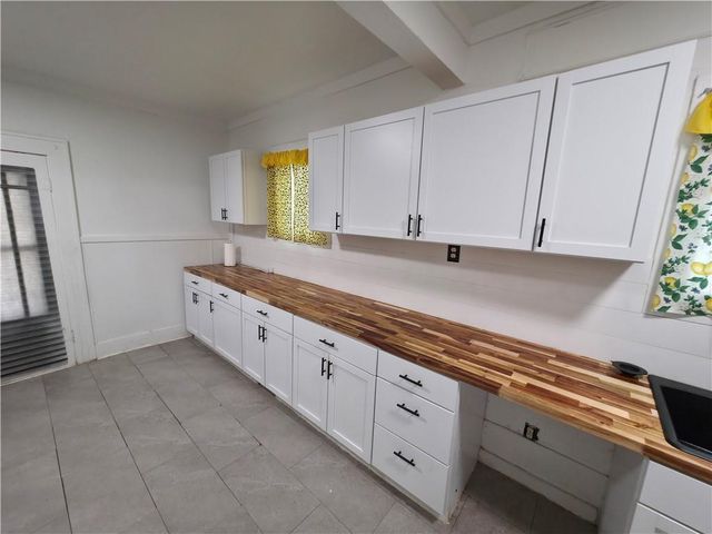 509 W Myrtle Street, Independence, KS 67301