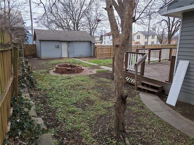 509 W Myrtle Street, Independence, KS 67301