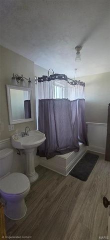 154 Adelle Avenue, Ferguson, MO 63135
