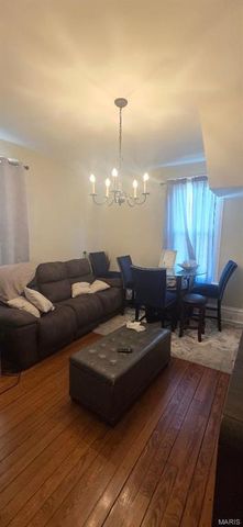 154 Adelle Avenue, Ferguson, MO 63135