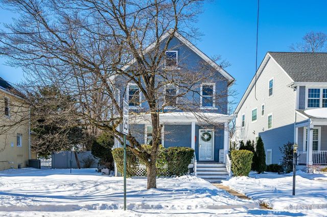 55 Grove Avenue, Metuchen, NJ 08840