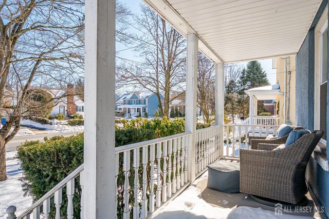 55 Grove Avenue, Metuchen, NJ 08840