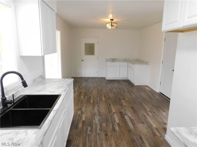 1427 Union Avenue, Ashtabula, OH 44004