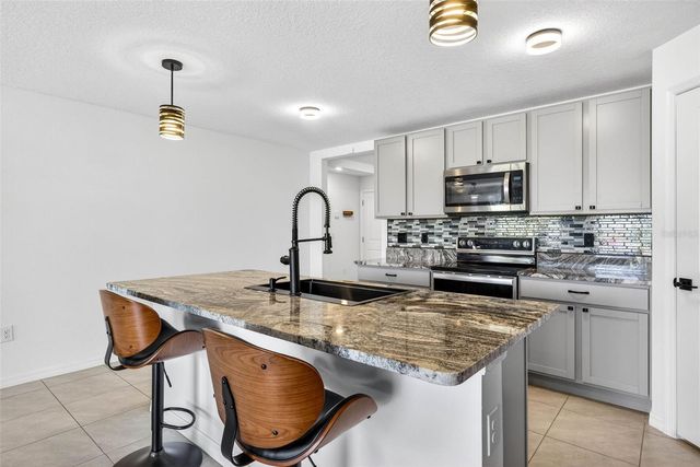 5514 NIGHT OWL TERRACE, Palmetto, FL 34221