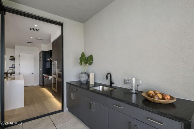 37200 N Cave Creek Road 2120, Scottsdale, AZ 85262