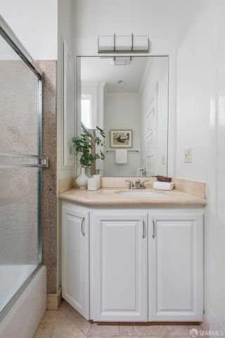 800 York Street, San Francisco, CA 94110