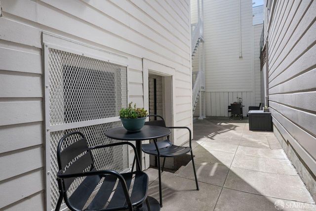 800 York Street, San Francisco, CA 94110