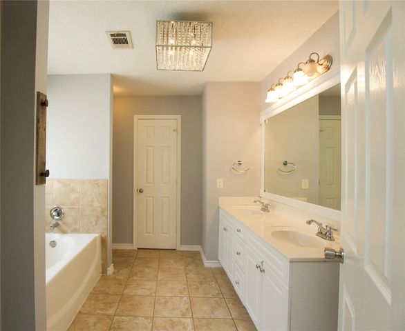 2419 Fox Water Drive, Spring, TX 77386