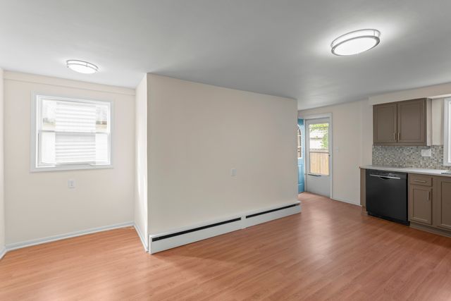 1038 Indiana Avenue, Waukegan, IL 60085