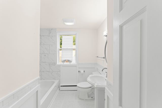 1038 Indiana Avenue, Waukegan, IL 60085