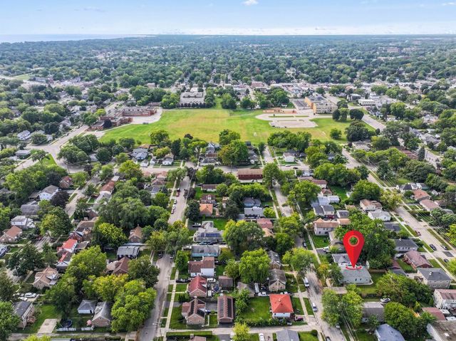 1038 Indiana Avenue, Waukegan, IL 60085