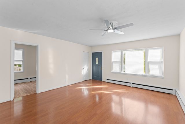 1038 Indiana Avenue, Waukegan, IL 60085