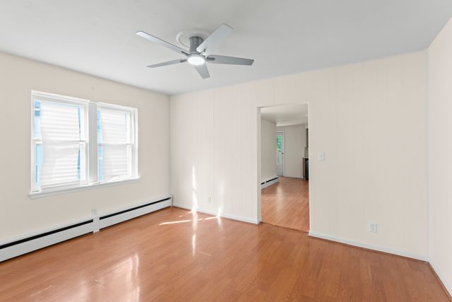 1038 Indiana Avenue, Waukegan, IL 60085