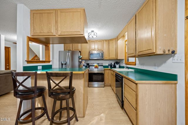 1235 Selwyn Lane, Cary, NC 27511