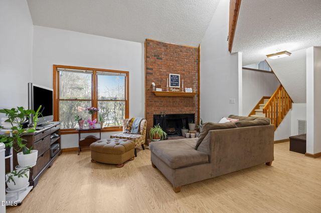 1235 Selwyn Lane, Cary, NC 27511