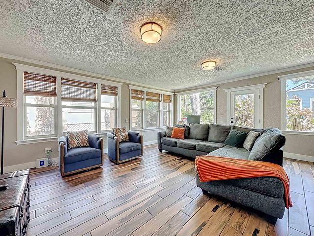 18 Solano Ave, St Augustine, FL 32080