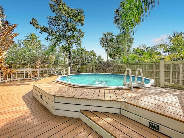 18 Solano Ave, St Augustine, FL 32080