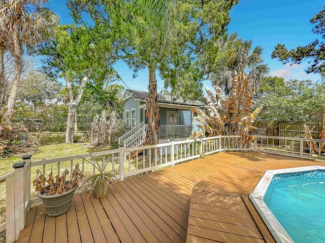 18 Solano Ave, St Augustine, FL 32080