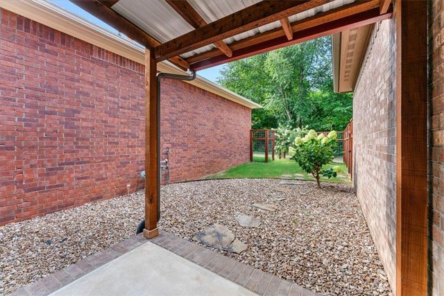 4003 W Starry Night View, Fayetteville, AR 72704