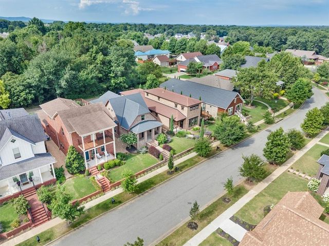 4003 W Starry Night View, Fayetteville, AR 72704