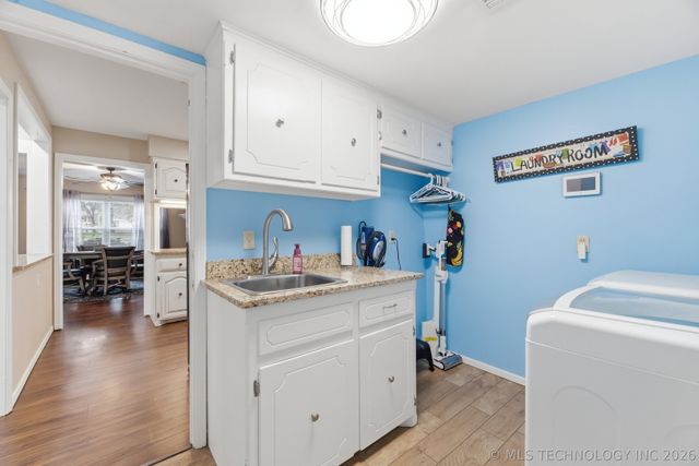 2358 London Lane, Bartlesville, OK 74006