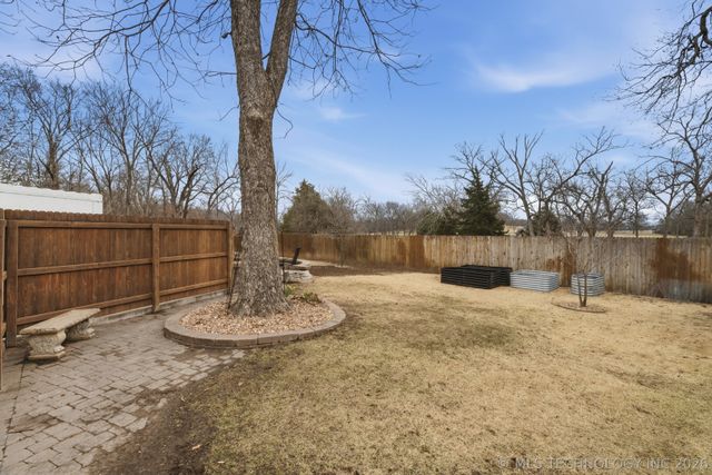 2358 London Lane, Bartlesville, OK 74006
