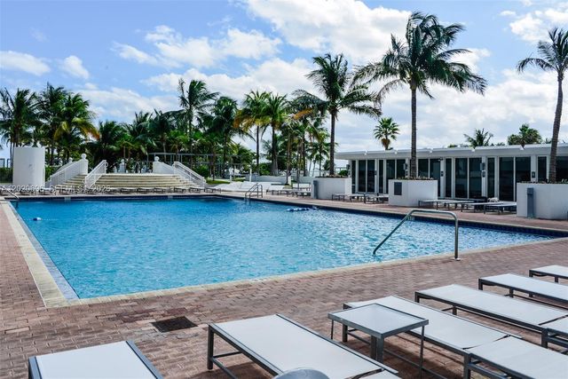 10275 Collins Ave 307, Bal Harbour, FL 33154