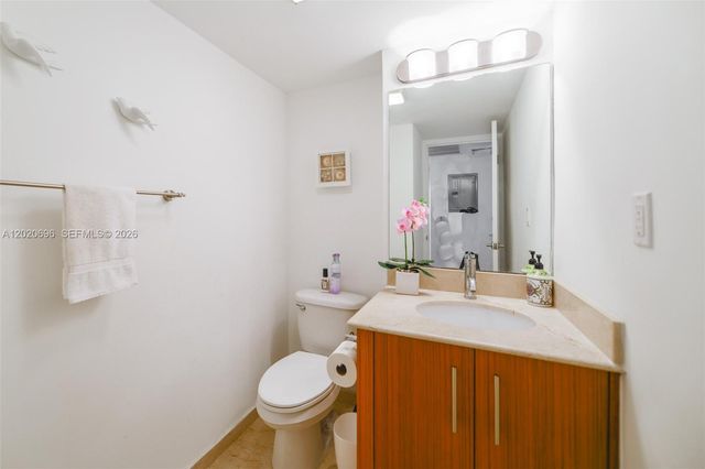 10275 Collins Ave 307, Bal Harbour, FL 33154