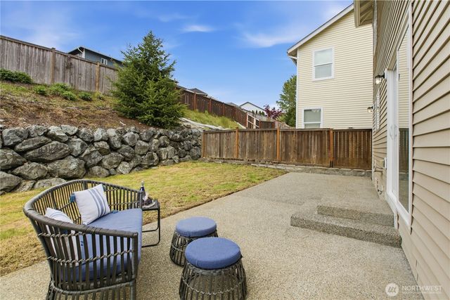 9929 195th Avenue E, Bonney Lake, WA 98391