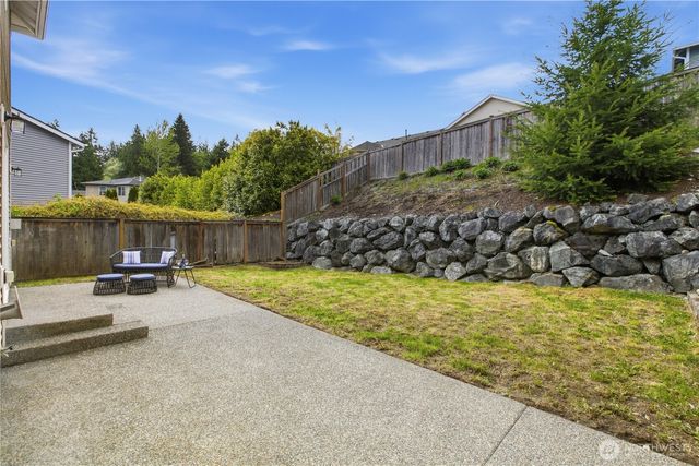 9929 195th Avenue E, Bonney Lake, WA 98391