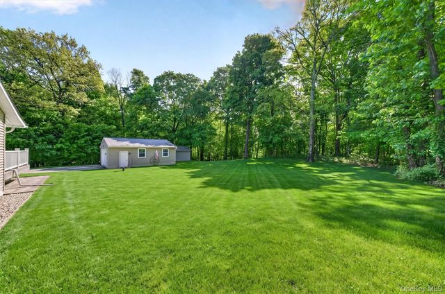 38 Emperor Lane, Montgomery, NY 12549